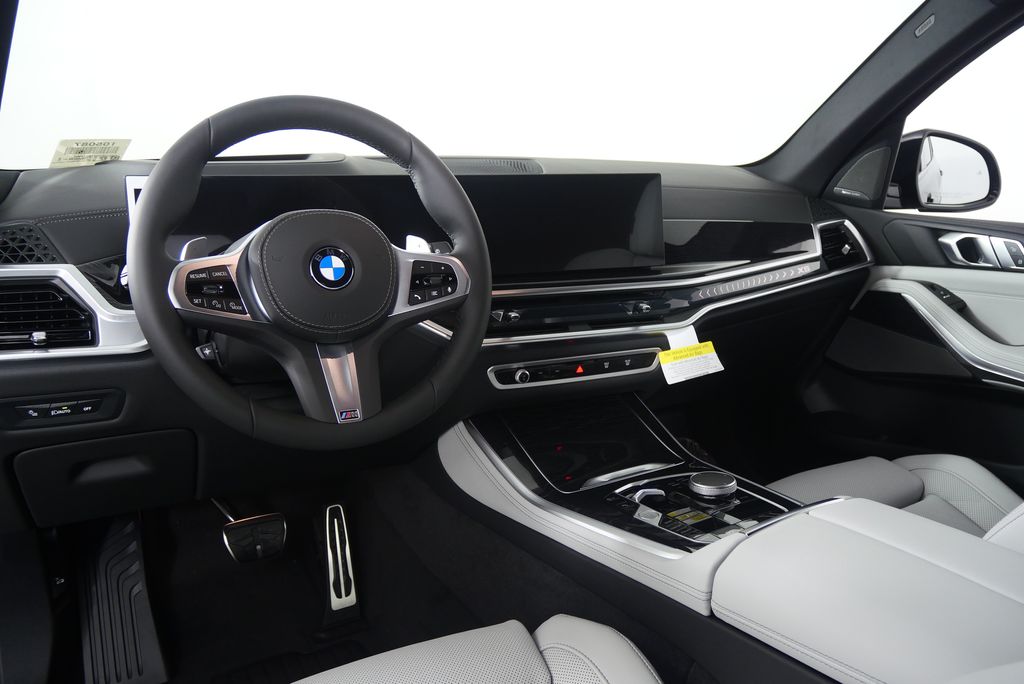 Thumbnail: 2026 BMW X5 - 18