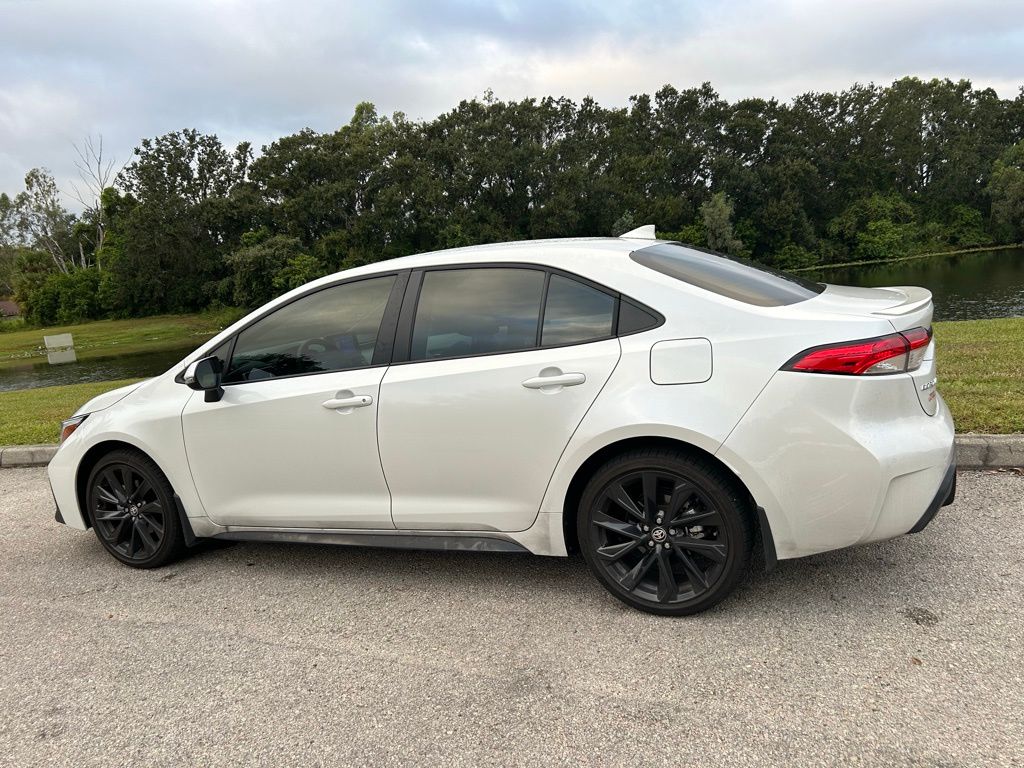 Thumbnail: 2025 Toyota Corolla - 3