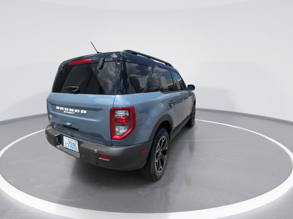 New 2026 Azure Gray Metallic Tri-Coat Ford Outer Banks® image 8
