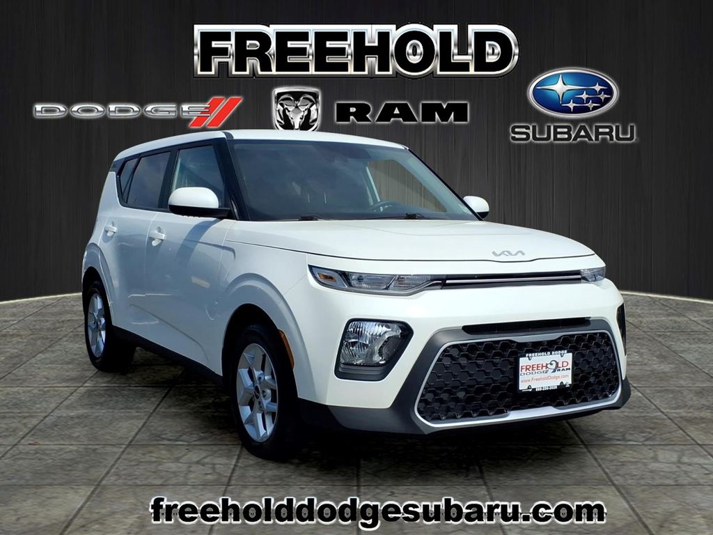 used 2022 Kia Soul car, priced at $17,900