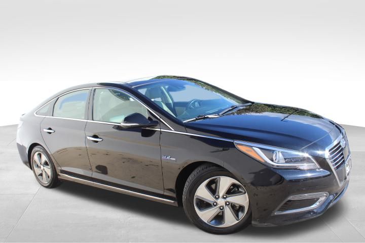 Used Car 2016 Hyundai Sonata Hybrid  Limited For Sale Under $12,000 In Georgetown, Texas