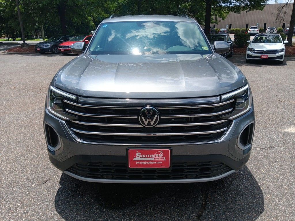 2024 Volkswagen Atlas 2.0T SE w/Technology 8