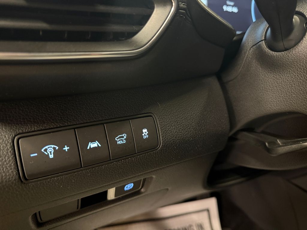 2022 Hyundai Santa Fe SEL photo