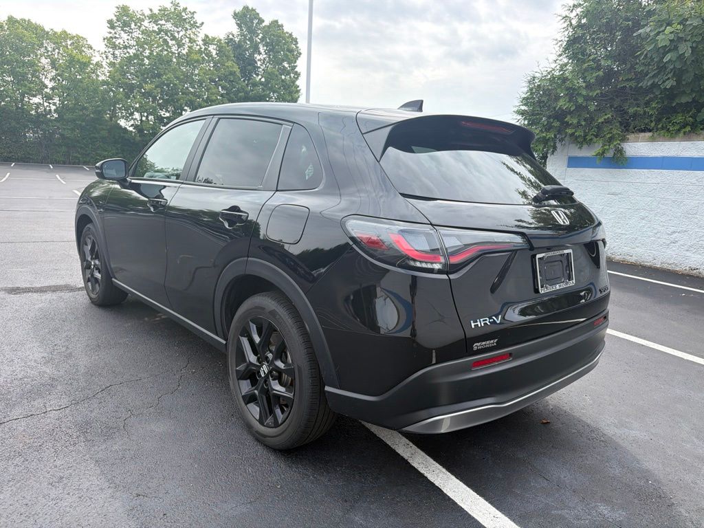 Thumbnail: 2024 Honda HR-V - 3