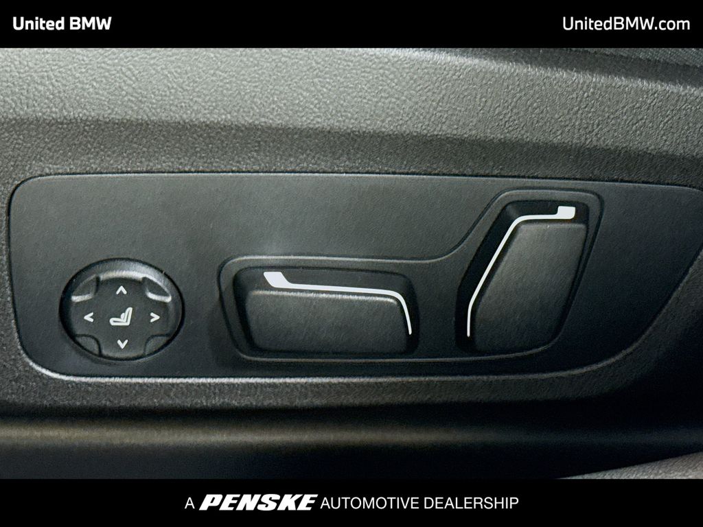 Thumbnail: 2026 BMW 3 Series - 4