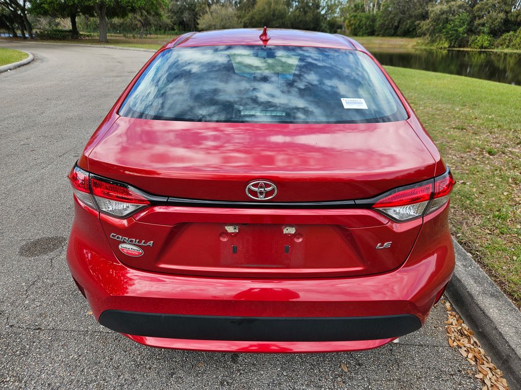 2020 Toyota Corolla LE 4