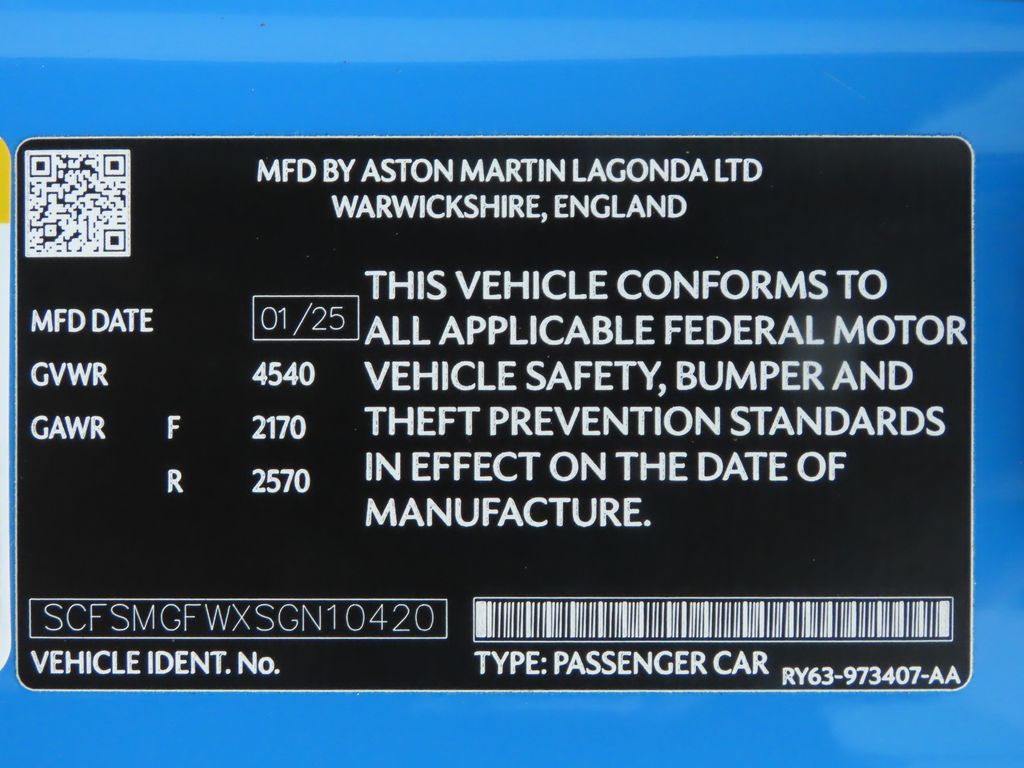 Thumbnail: 2025 Aston Martin Vantage - 29