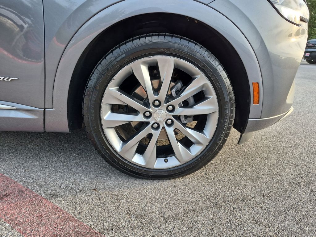 Used Car 2021 Buick Envision  Avenir For Sale Under $25,000 In Austin, Texas