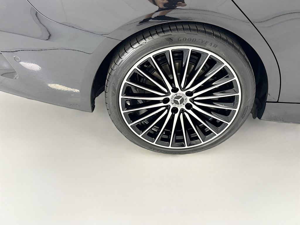 Thumbnail: 2023 Mercedes-Benz C-Class - 32