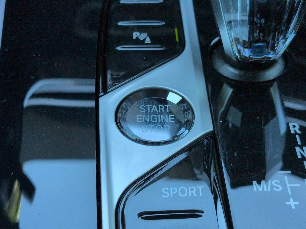 New 2026 Black BMW ALPINA XB7 image 29