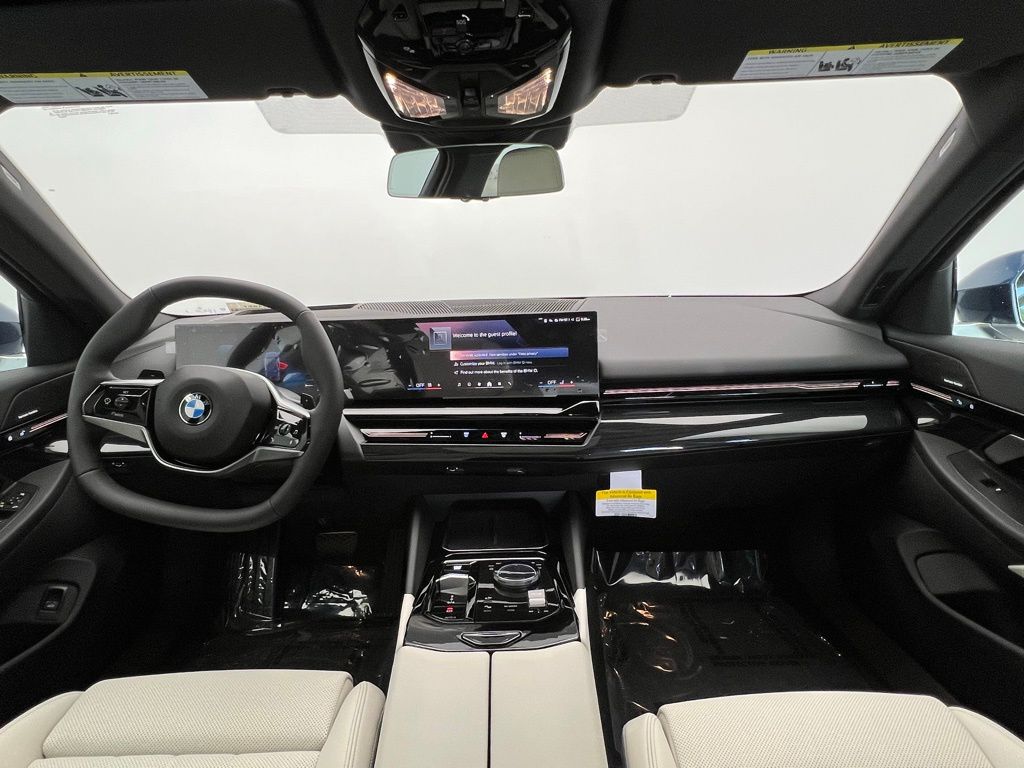 2025 BMW 5 Series 530i 11