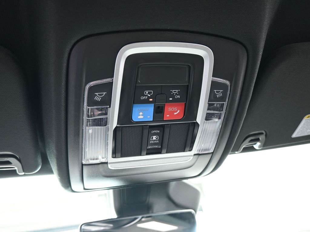 New 2026 Molten Red Pearlcoat Ram Laramie image 24