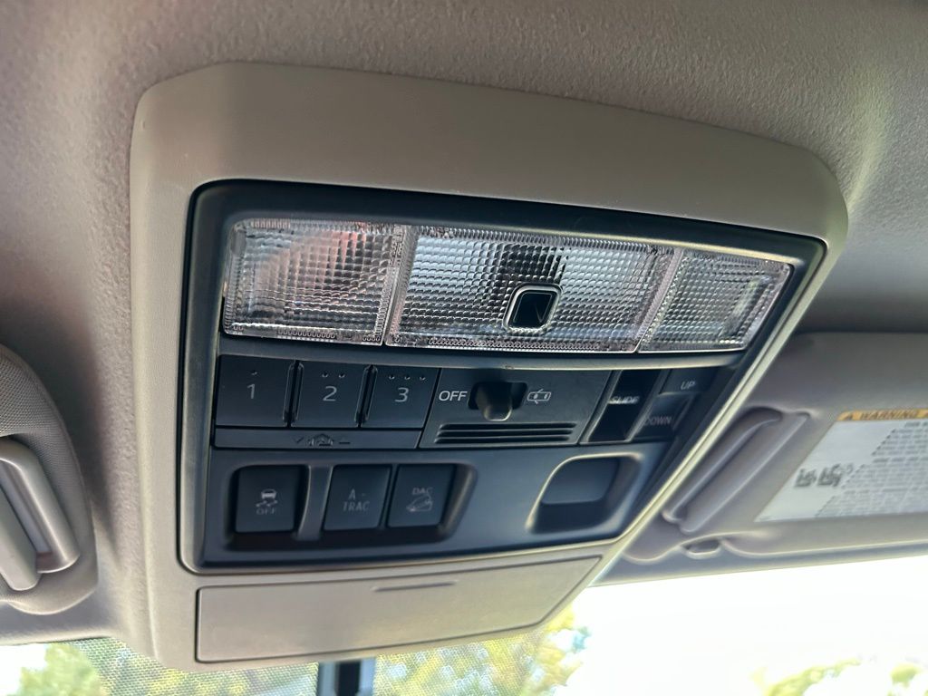 Thumbnail: 2019 Toyota 4Runner - 29