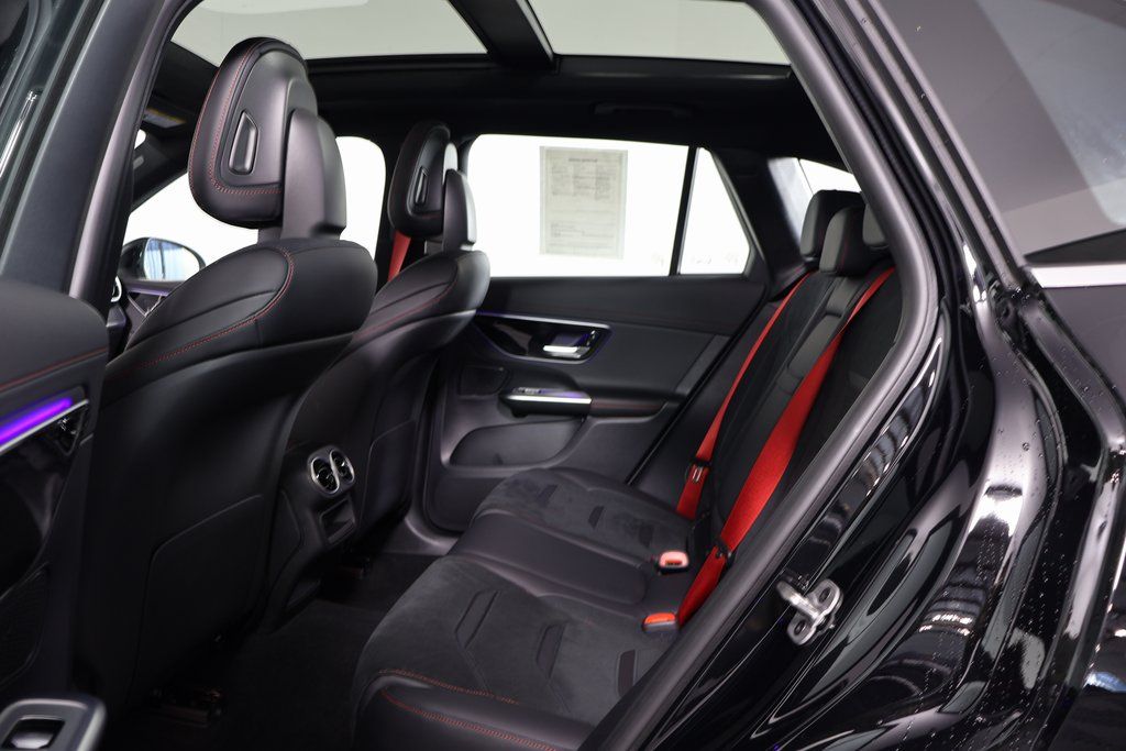 Thumbnail: 2025 Mercedes-Benz GLC - 11