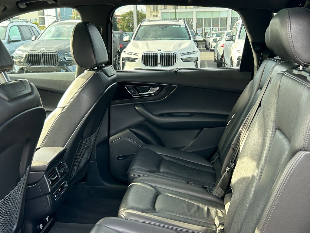 Thumbnail: 2018 Audi Q7 - 28