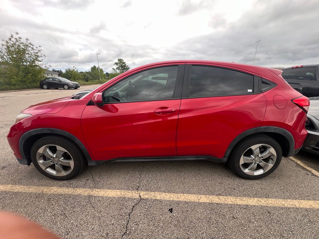 Certified Used 2017 Milano Red Honda LX image 3