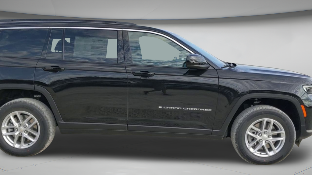 New 2025 Black Jeep Laredo image 43