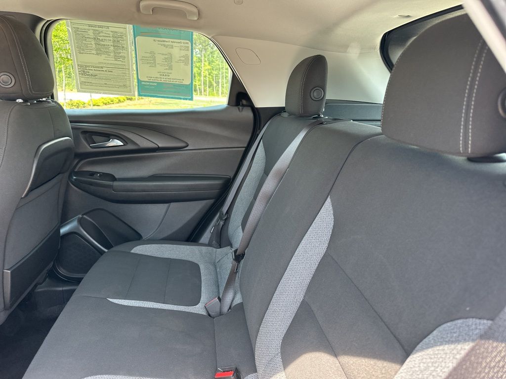 2022 Summit White Chevrolet Trailblazer LS AWD SUV
