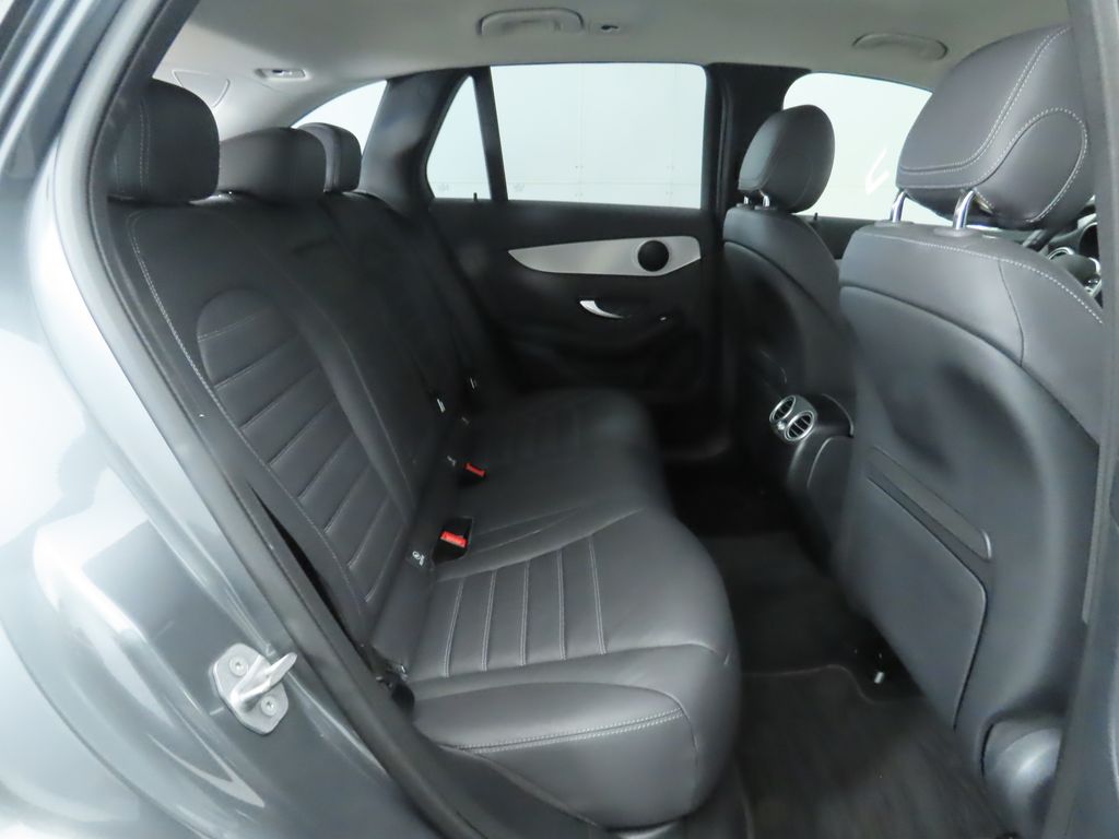 Thumbnail: 2021 Mercedes-Benz GLC - 23