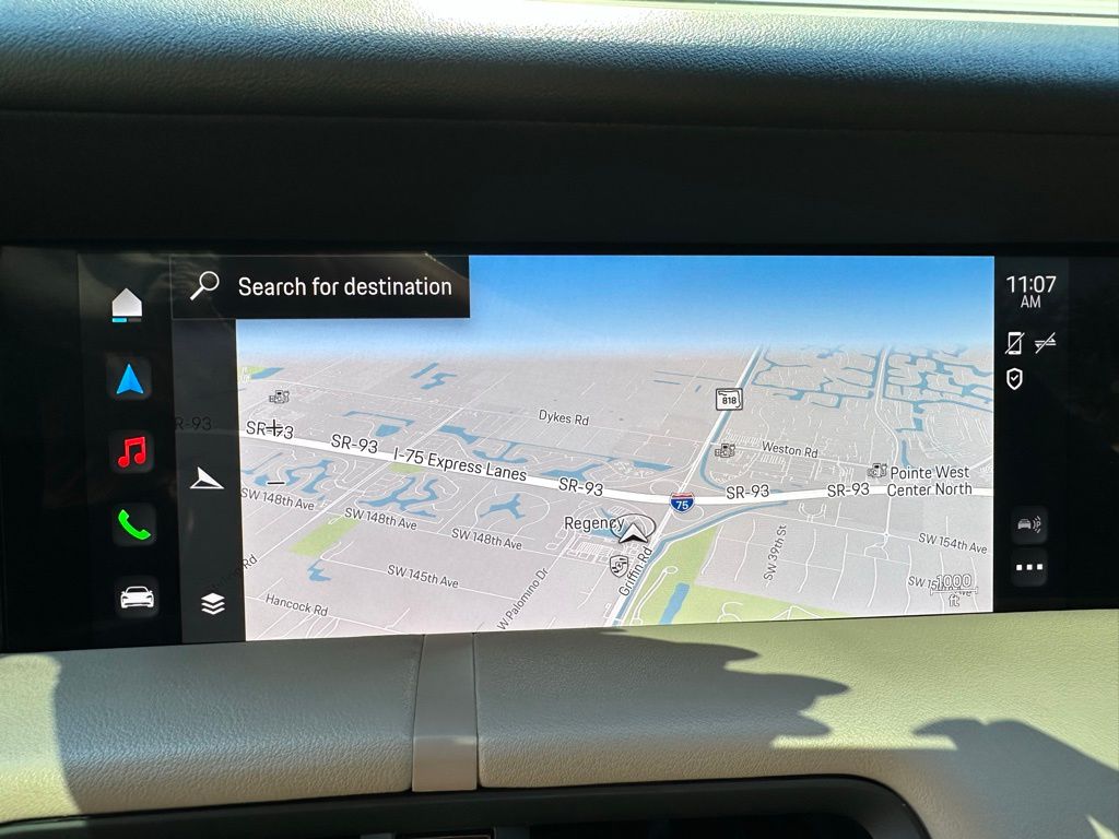 Thumbnail: 2023 Porsche Taycan - 30