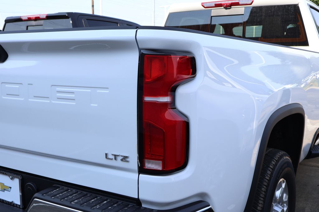 Thumbnail: 2025 Chevrolet Silverado 2500 - 7