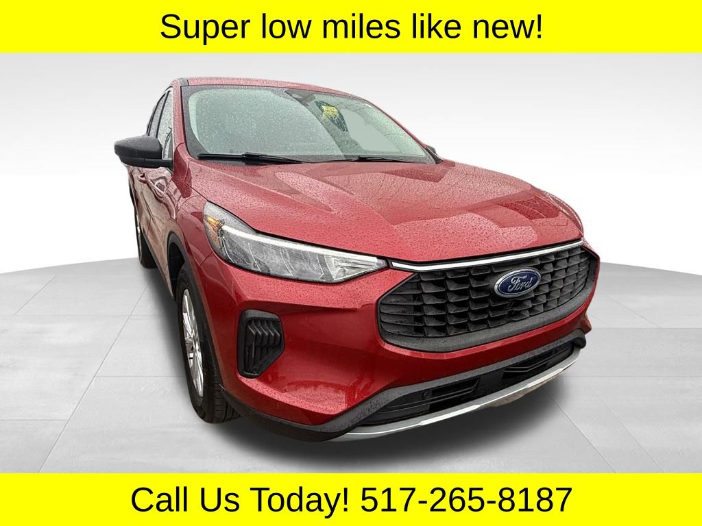Rapid Red Metallic Tinted Clearcoat 2023 Ford Escape Active AWD SUV / Crossover All-Wheel Drive 8-Speed Automatic