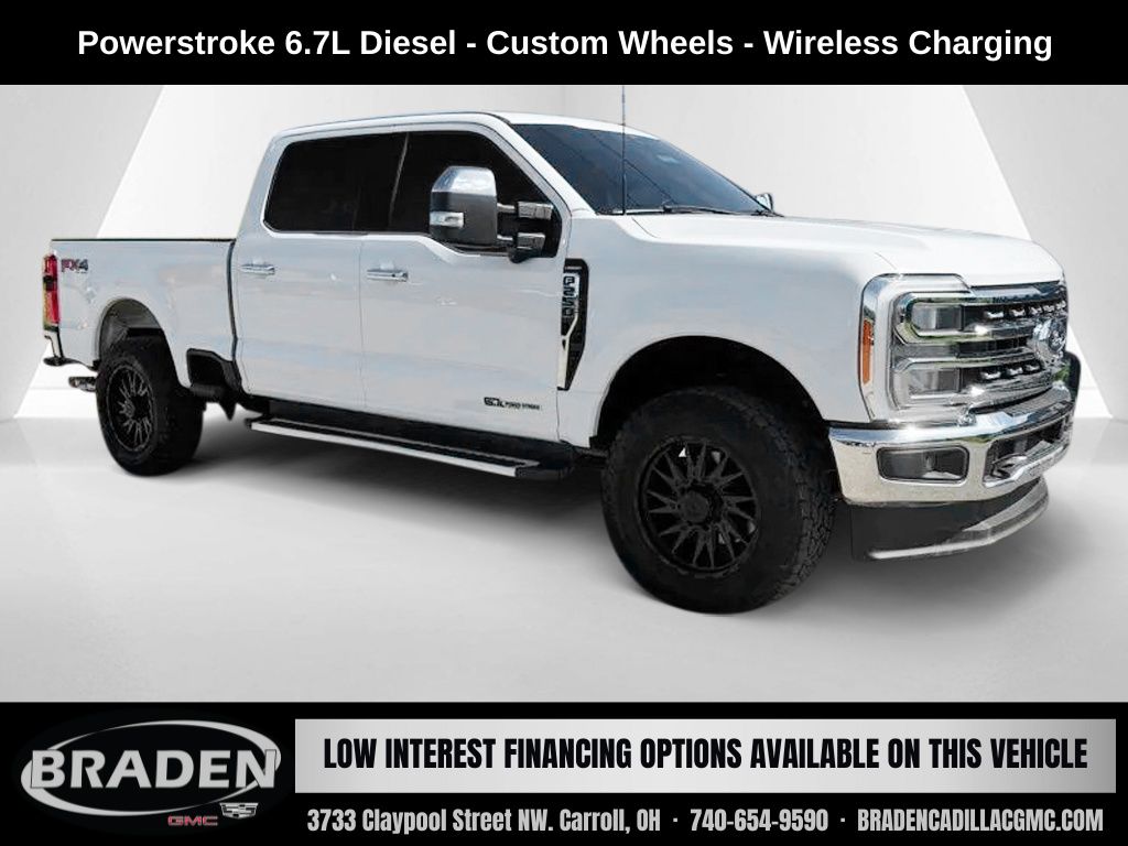 Oxford White 2023 Ford F-250 Super Duty Pickup Truck Four-Wheel Drive Automatic