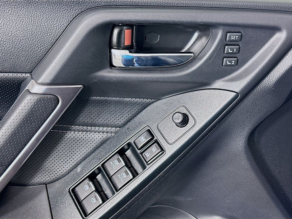 Thumbnail: 2018 Subaru Forester - 17