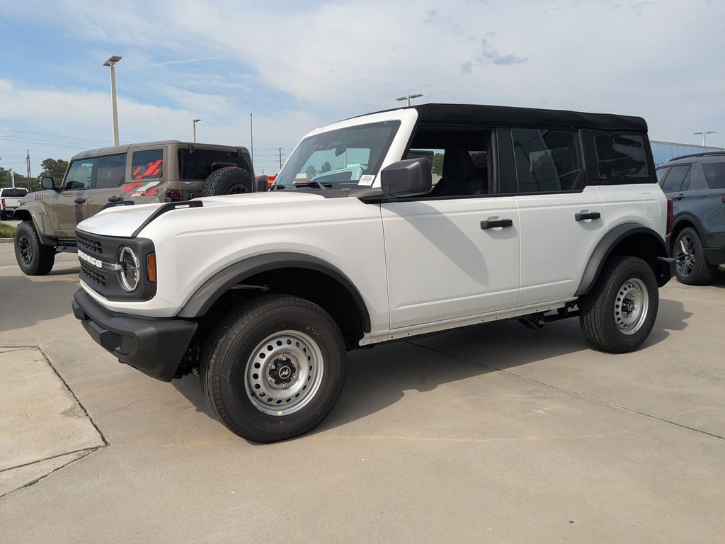 2025 Ford Bronco 