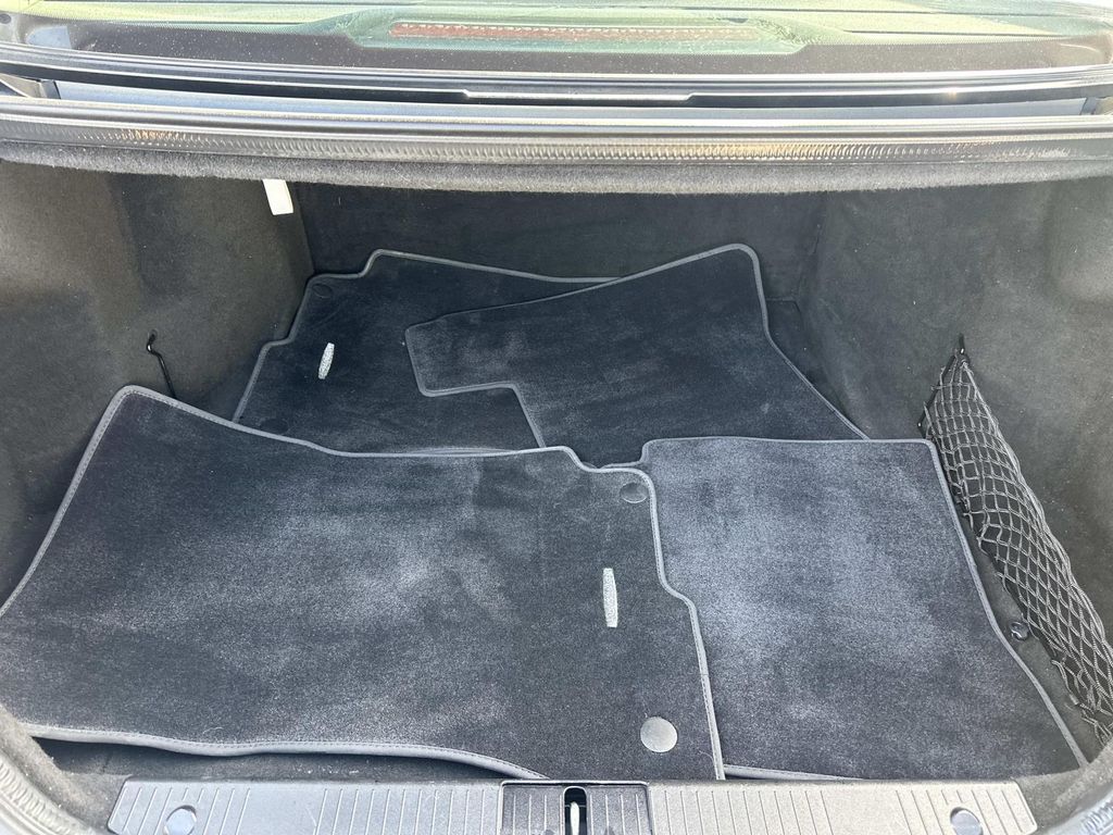 Thumbnail: 2011 Mercedes-Benz S-Class - 28