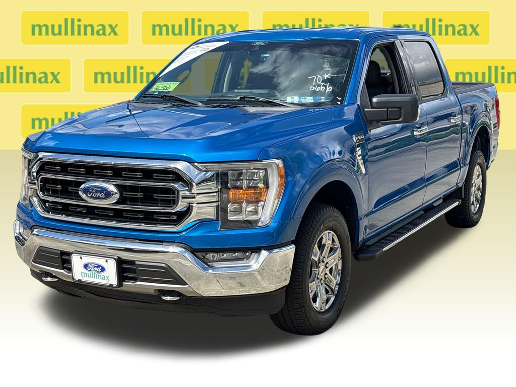 Certified Used 2021 Blue Ford XLT image 12