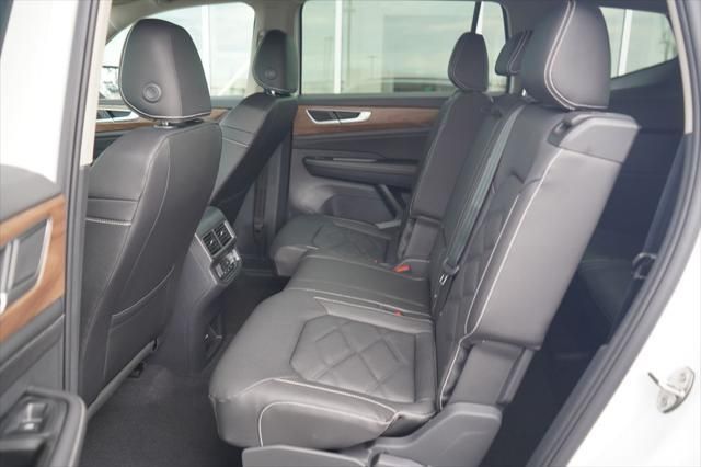 Thumbnail: 2026 Volkswagen Atlas - 6