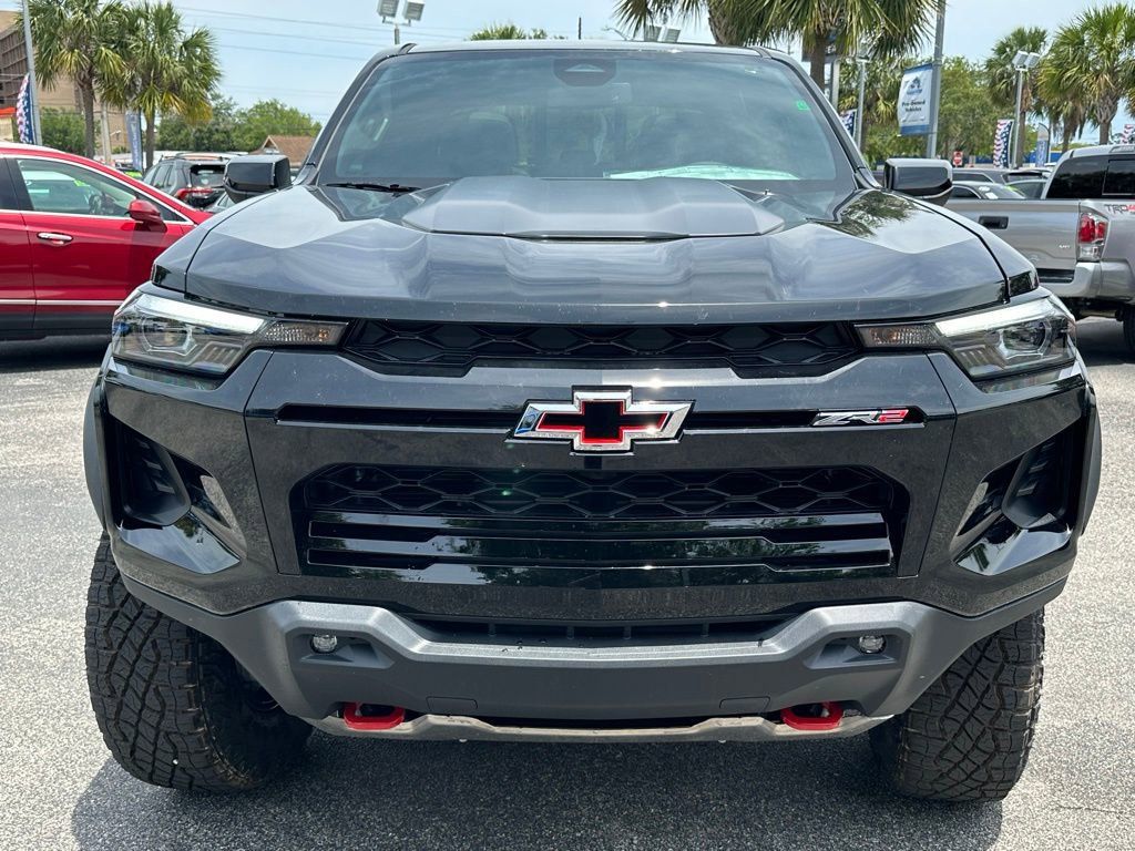 2024 Chevrolet Colorado ZR2 3