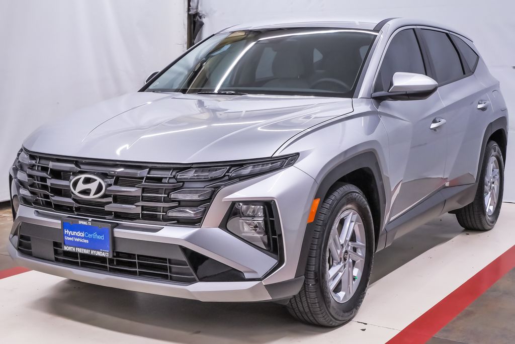 Shimmering Silver 2026 Hyundai Tucson SUV / Crossover Front-Wheel Drive 8-Speed Automatic