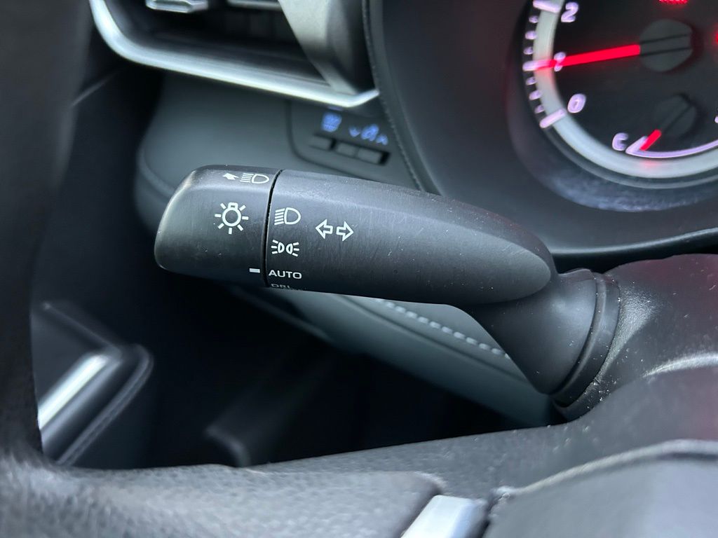 Thumbnail: 2021 Toyota Highlander - 23