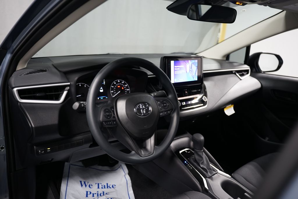 Thumbnail: 2025 Toyota Corolla - 11