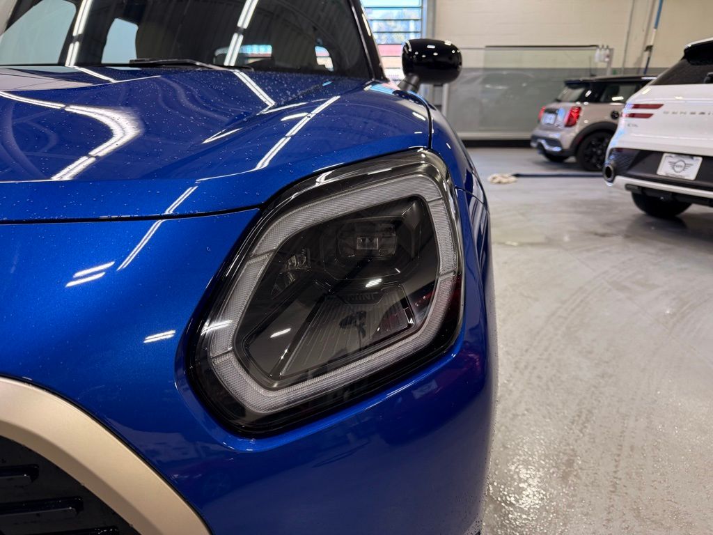 Thumbnail: 2025 MINI Cooper Countryman - 9