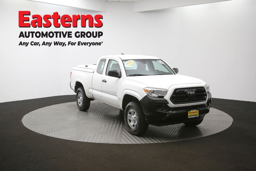 Used 2018 White Toyota SR image 47