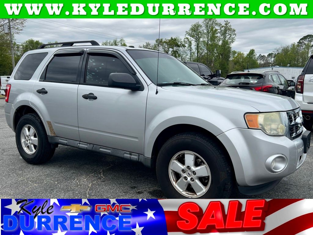 Szilver 2010 Ford Escape XLT FWD SUV / Crossover Front-Wheel Drive 6-Speed Automatic