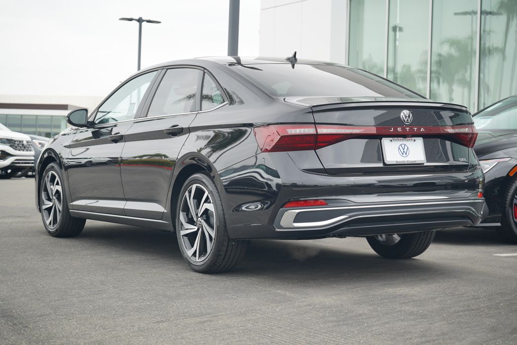Thumbnail: 2025 Volkswagen Jetta - 3