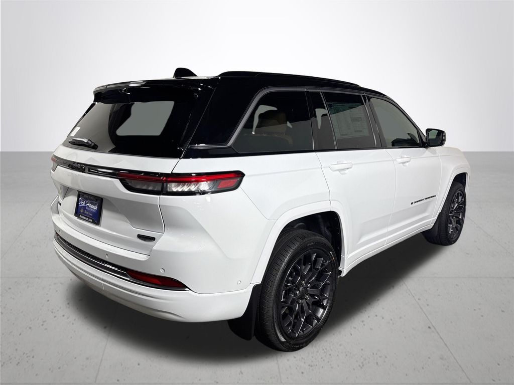 2026 Jeep Grand Cherokee Summit