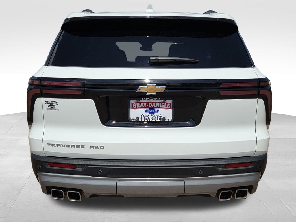 Used 2026 Chevrolet Traverse SUV