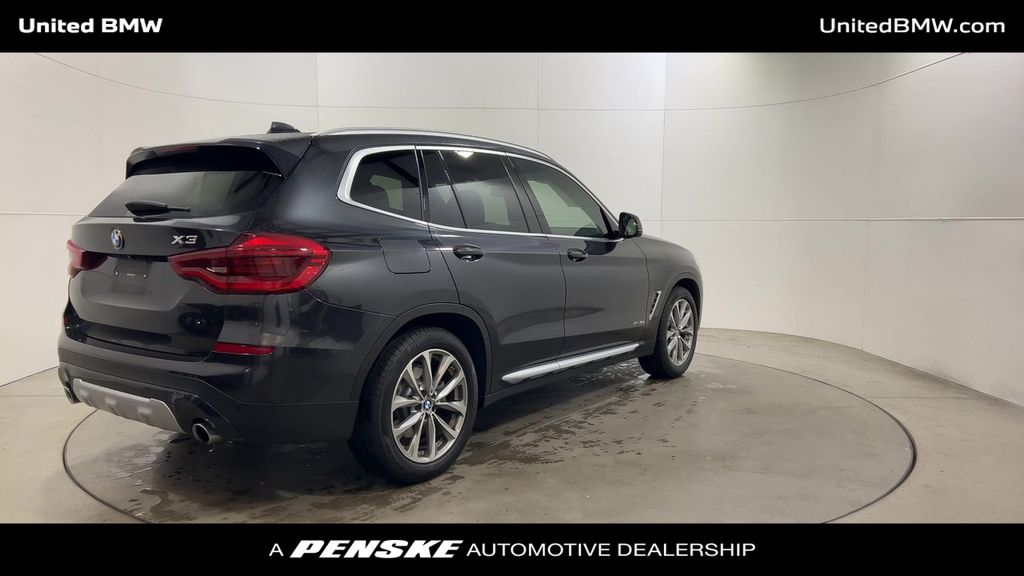 Thumbnail: 2018 BMW X3 - 8