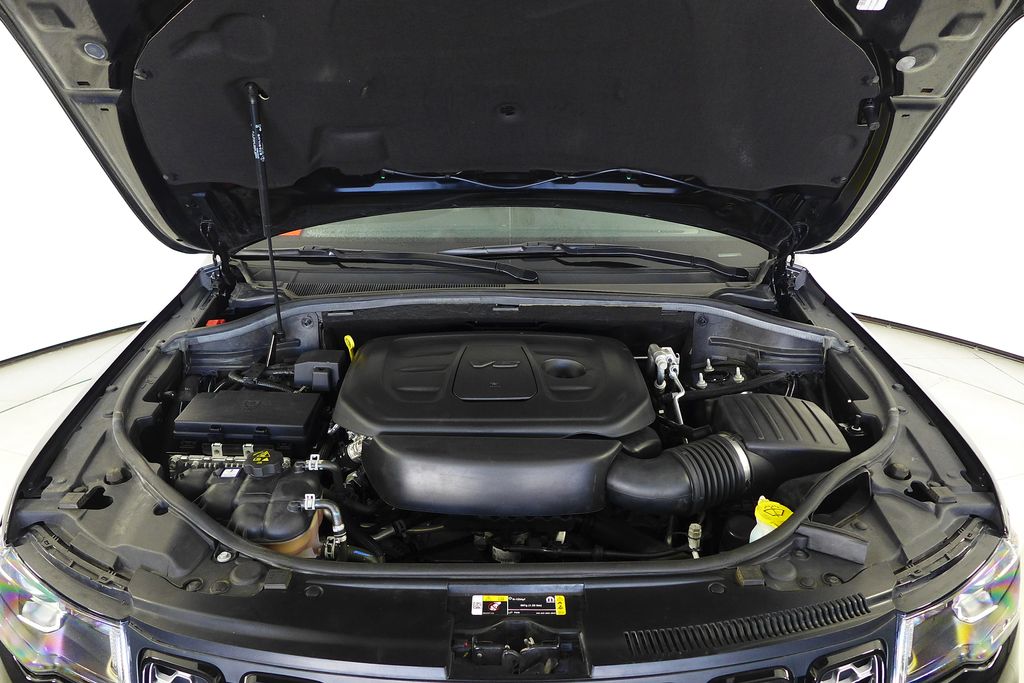 Thumbnail: 2022 Jeep Grand Cherokee - 5