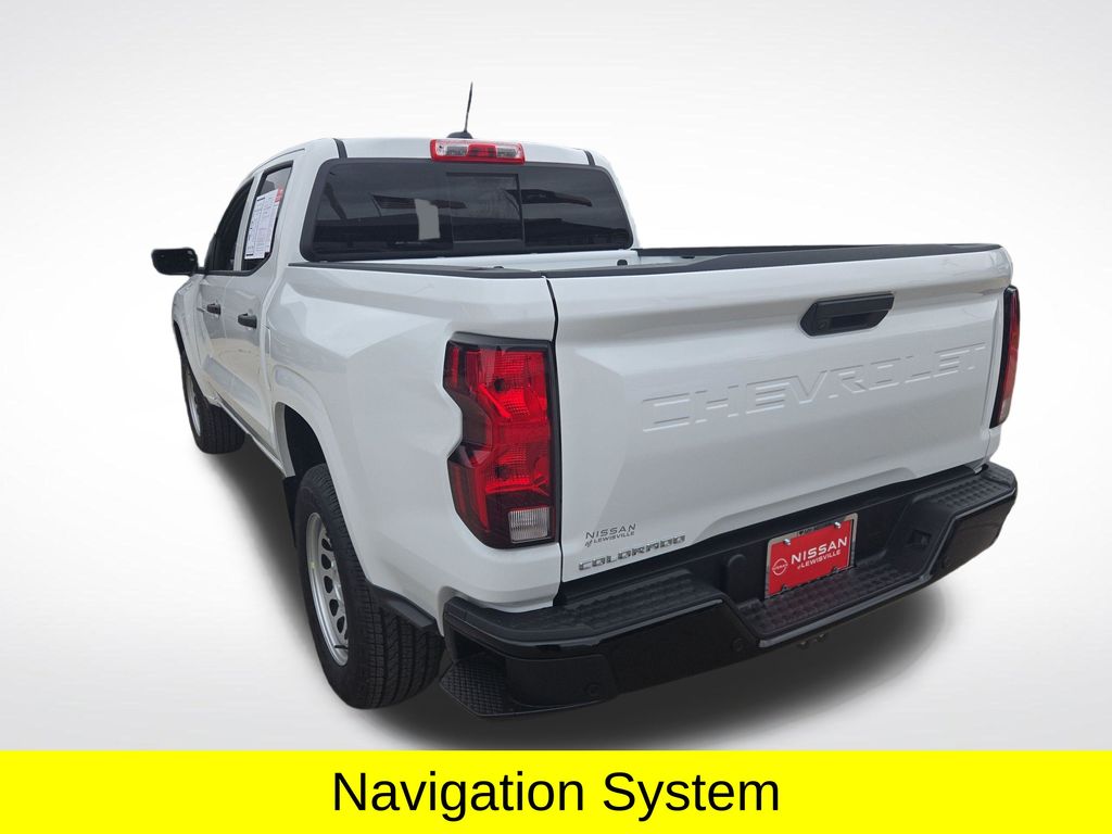 View vehicle photo 3