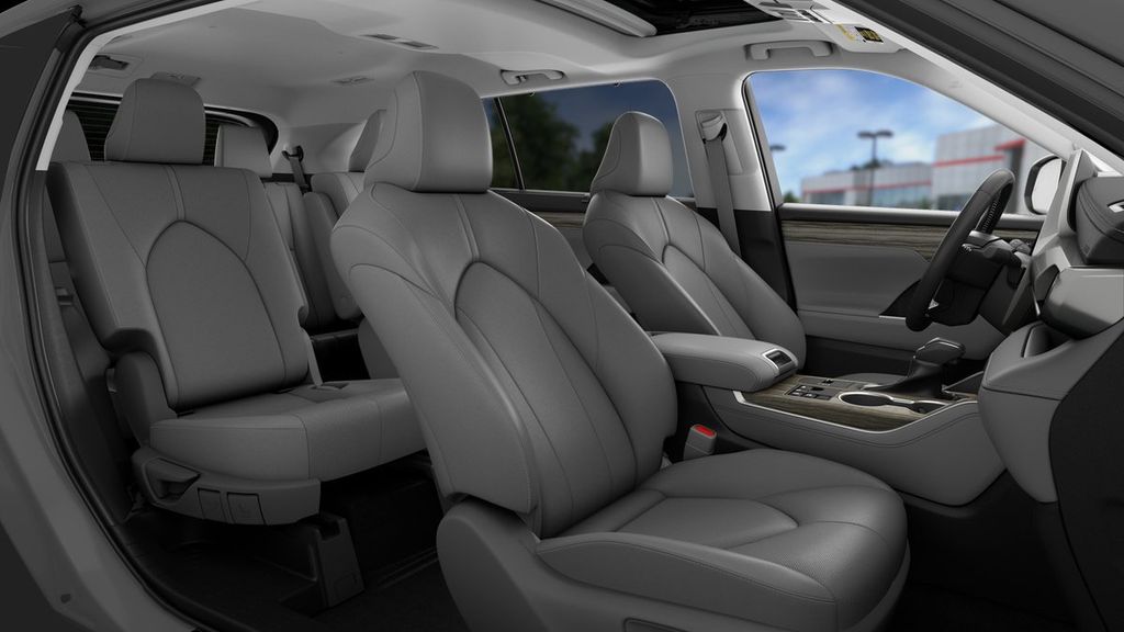 Thumbnail: 2025 Toyota Highlander - 19