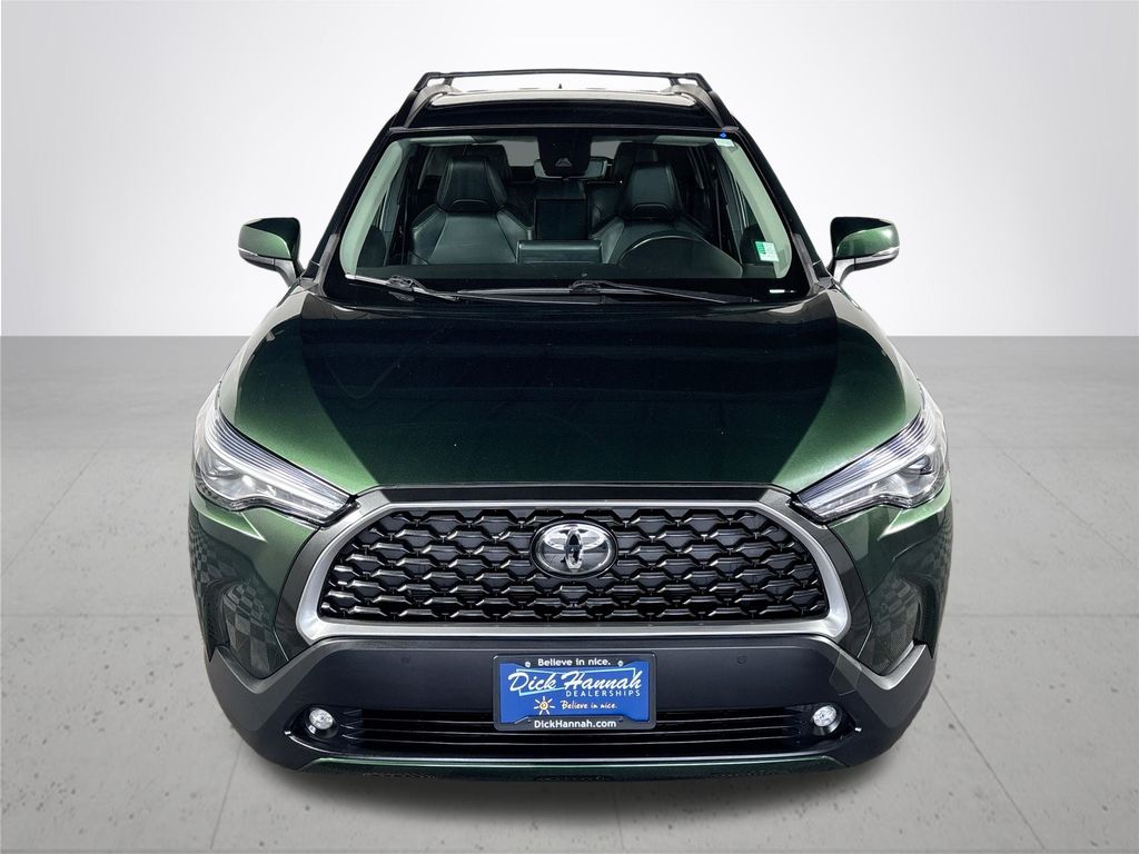 2022 Toyota Corolla Cross XLE