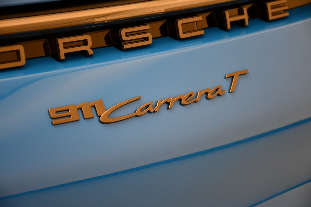 Thumbnail: 2024 Porsche 911 - 11