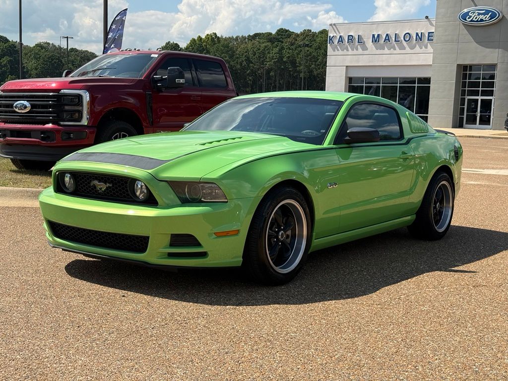 2014 Ford Mustang GT Coupe RWD