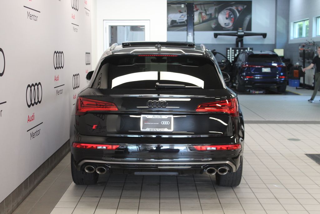 Thumbnail: 2025 Audi SQ5 - 5